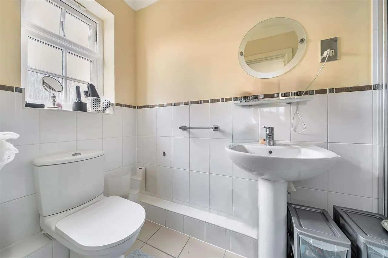 Chapman Fields, Cliffsend, Ramsgate, Kent, CT12 5LB, photo 18