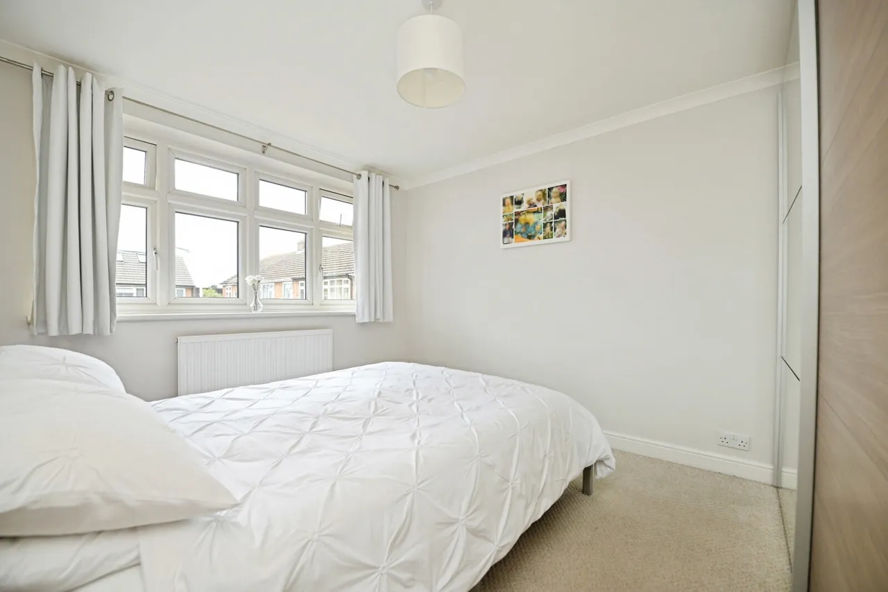Peartree Gardens, Romford, RM7, photo 11