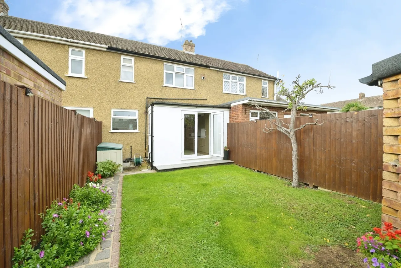 Peartree Gardens, Romford, RM7, photo 18
