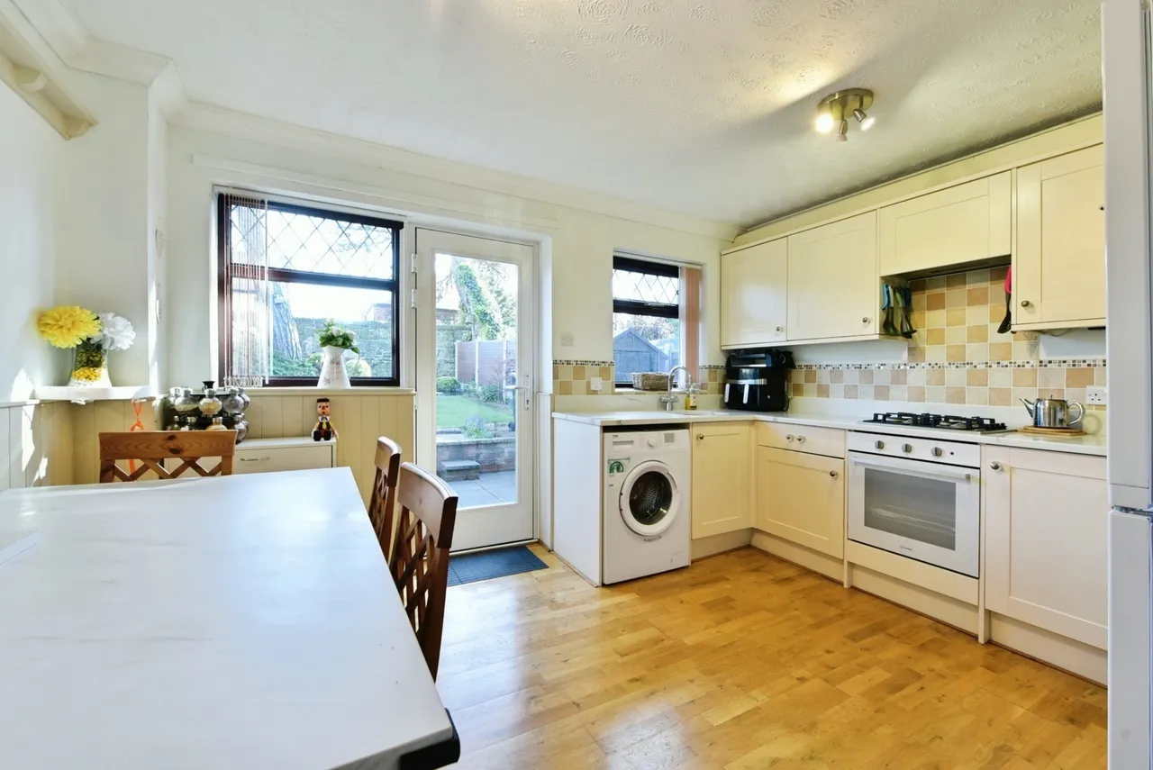 Pritchard Close, Sheffield, S12, photo 5