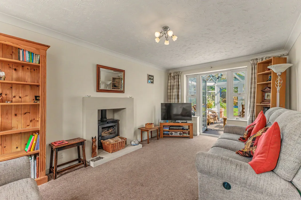 Tamar Place, Evesham, WR11, photo 3