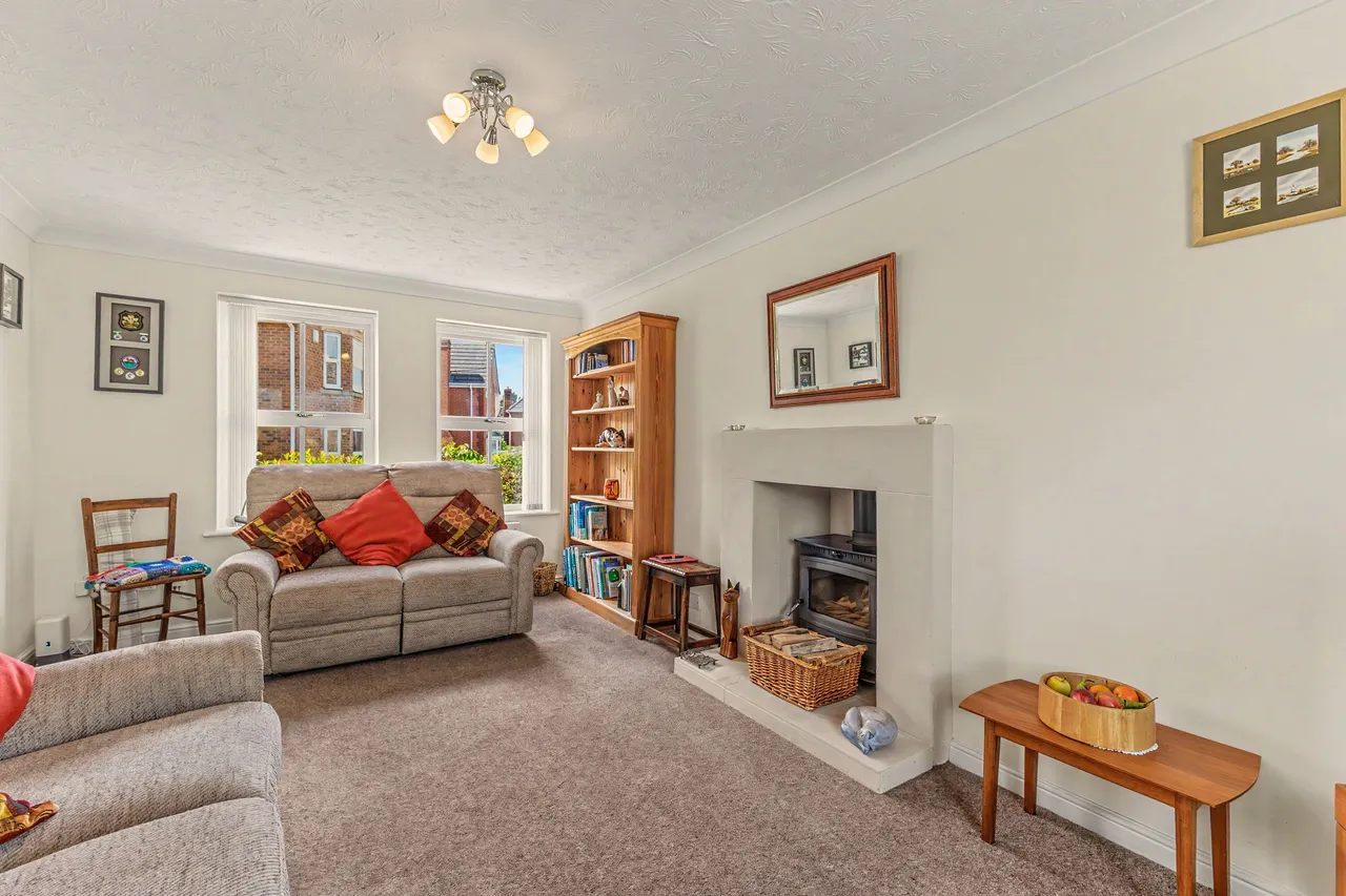 Tamar Place, Evesham, WR11, photo 6
