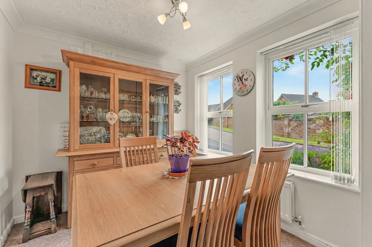 Tamar Place, Evesham, WR11, photo 9