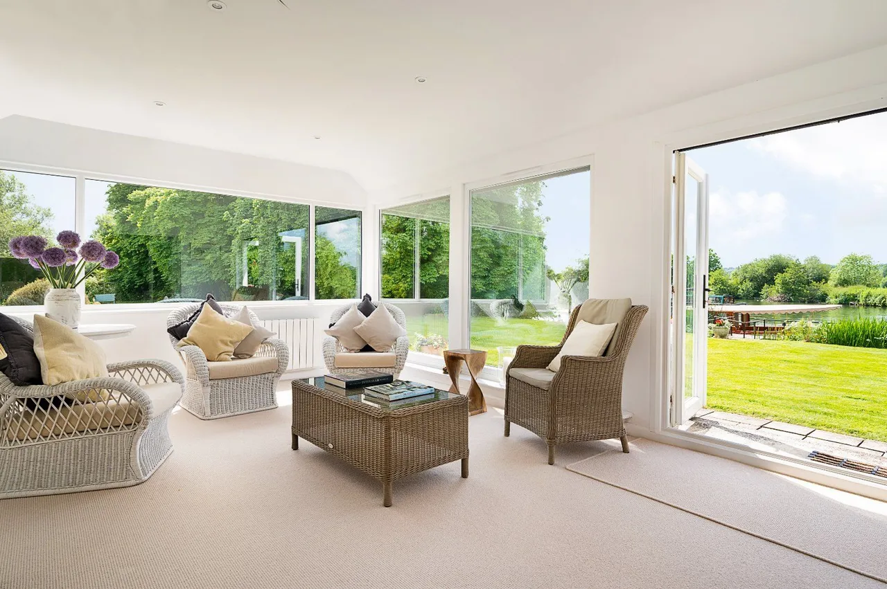 Thames Drive, Sonning, Charvil, RG10 9TP, photo 4