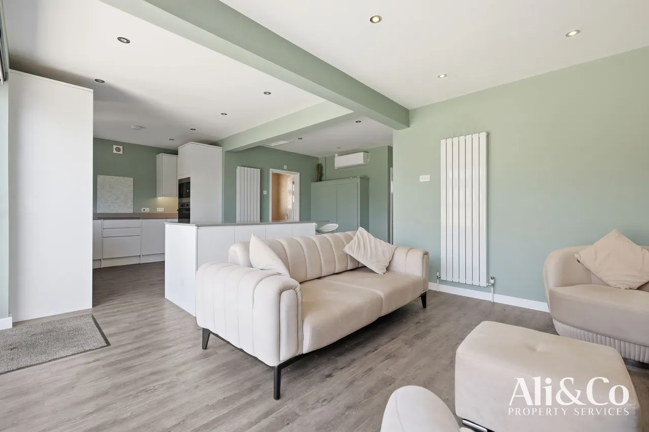 Carlton Road, Grays, Essex, RM16 2YB, photo 7
