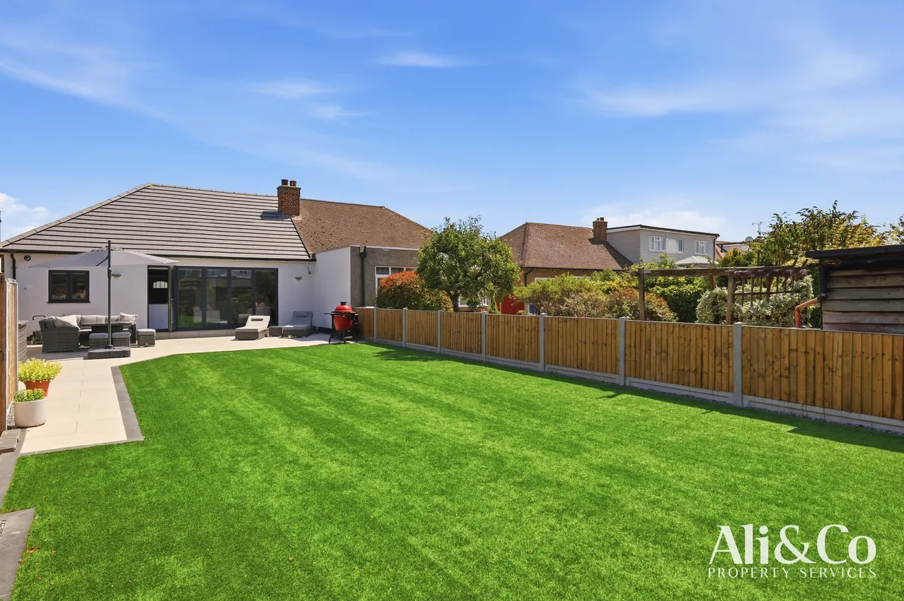 Carlton Road, Grays, Essex, RM16 2YB, photo 17