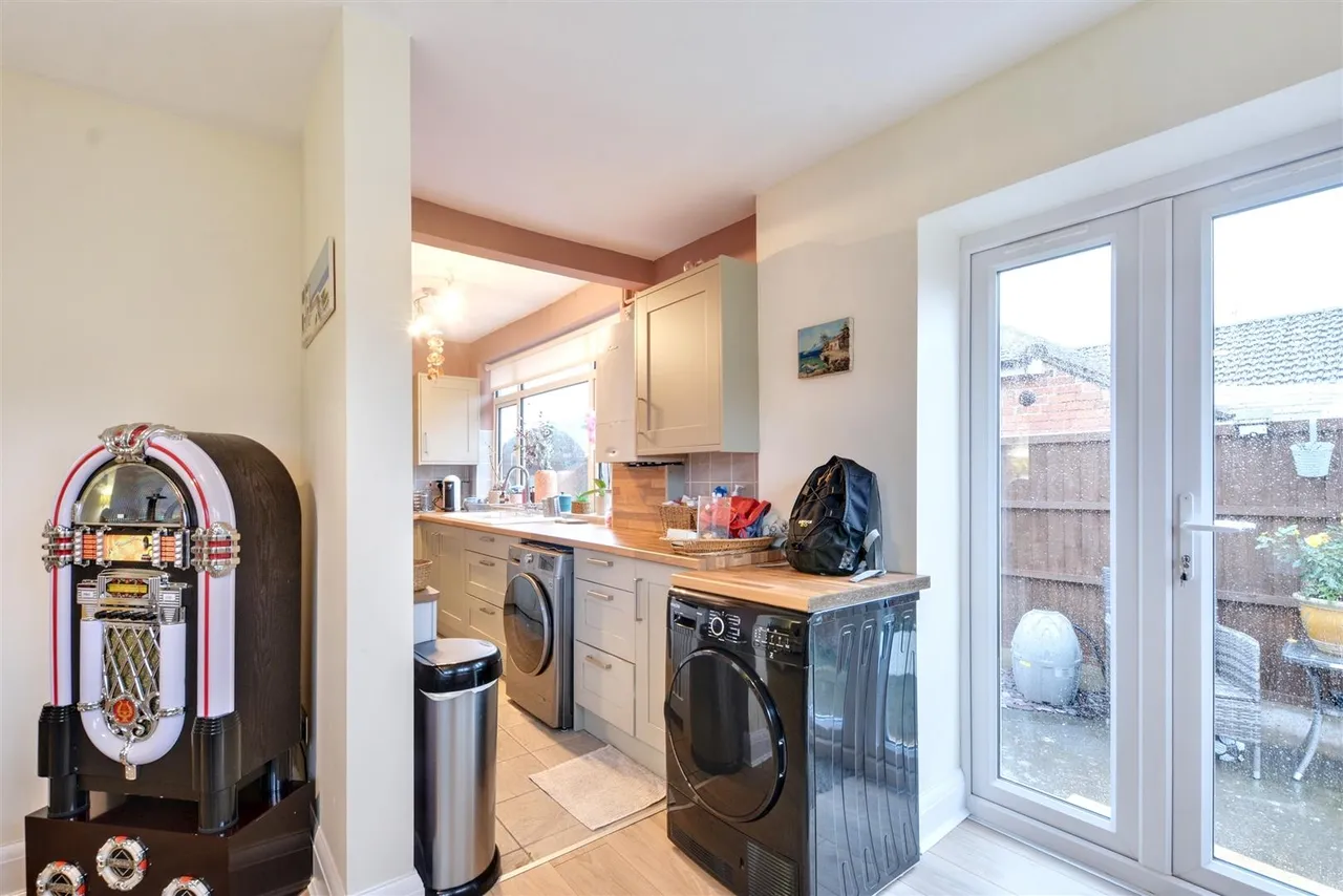 Wyvern Avenue, Long Eaton, NG10, photo 9