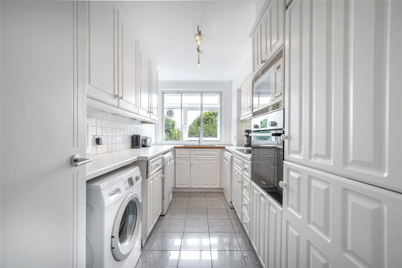 Walsingham, Queensmead, NW8, photo 7