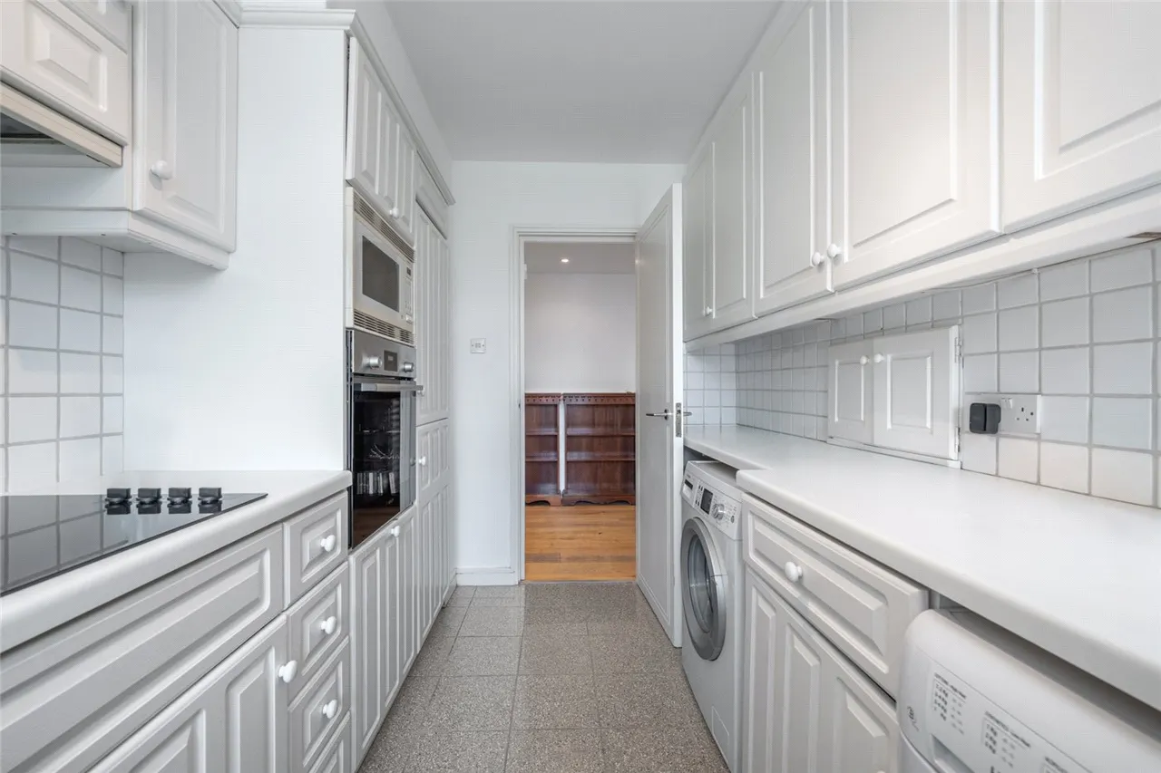 Walsingham, Queensmead, NW8, photo 15