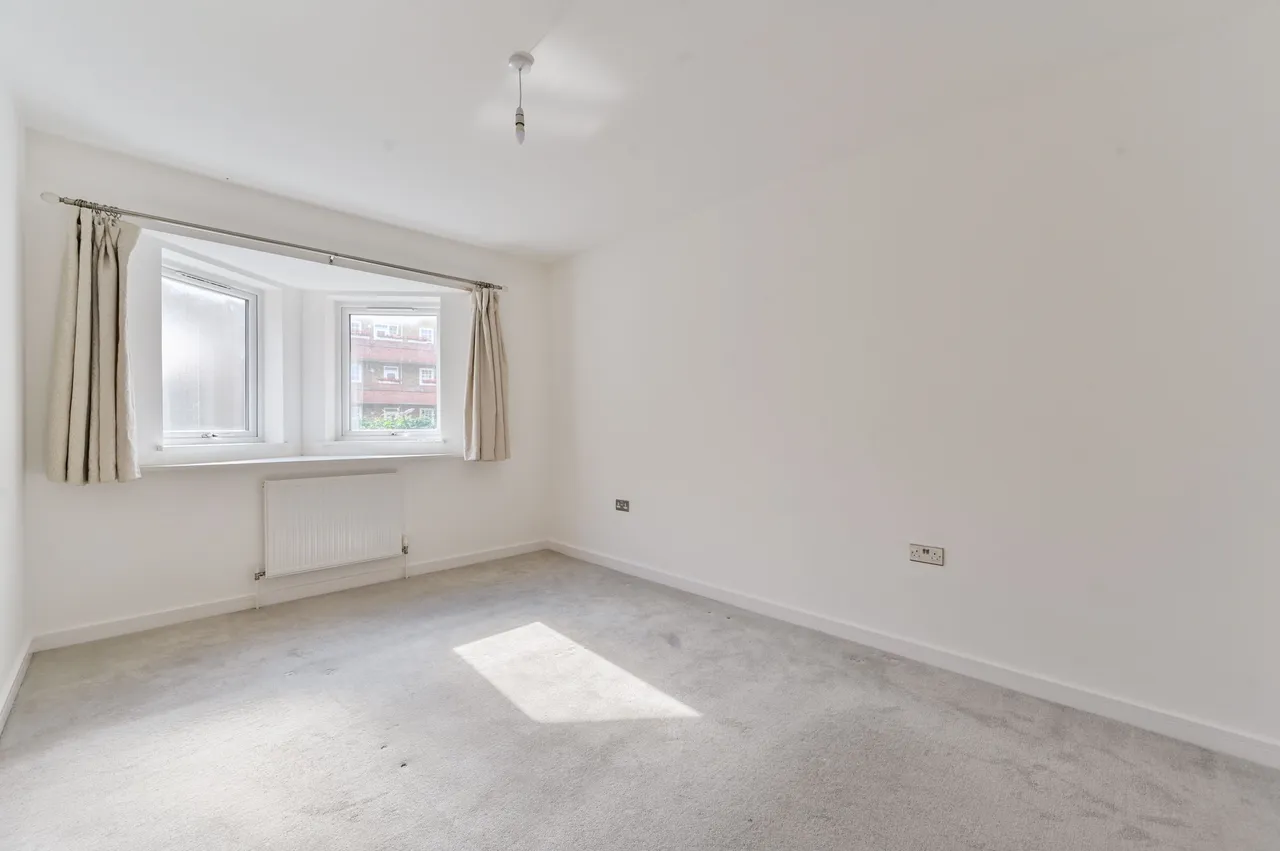 8, Vicarage Crescent, London, photo 9