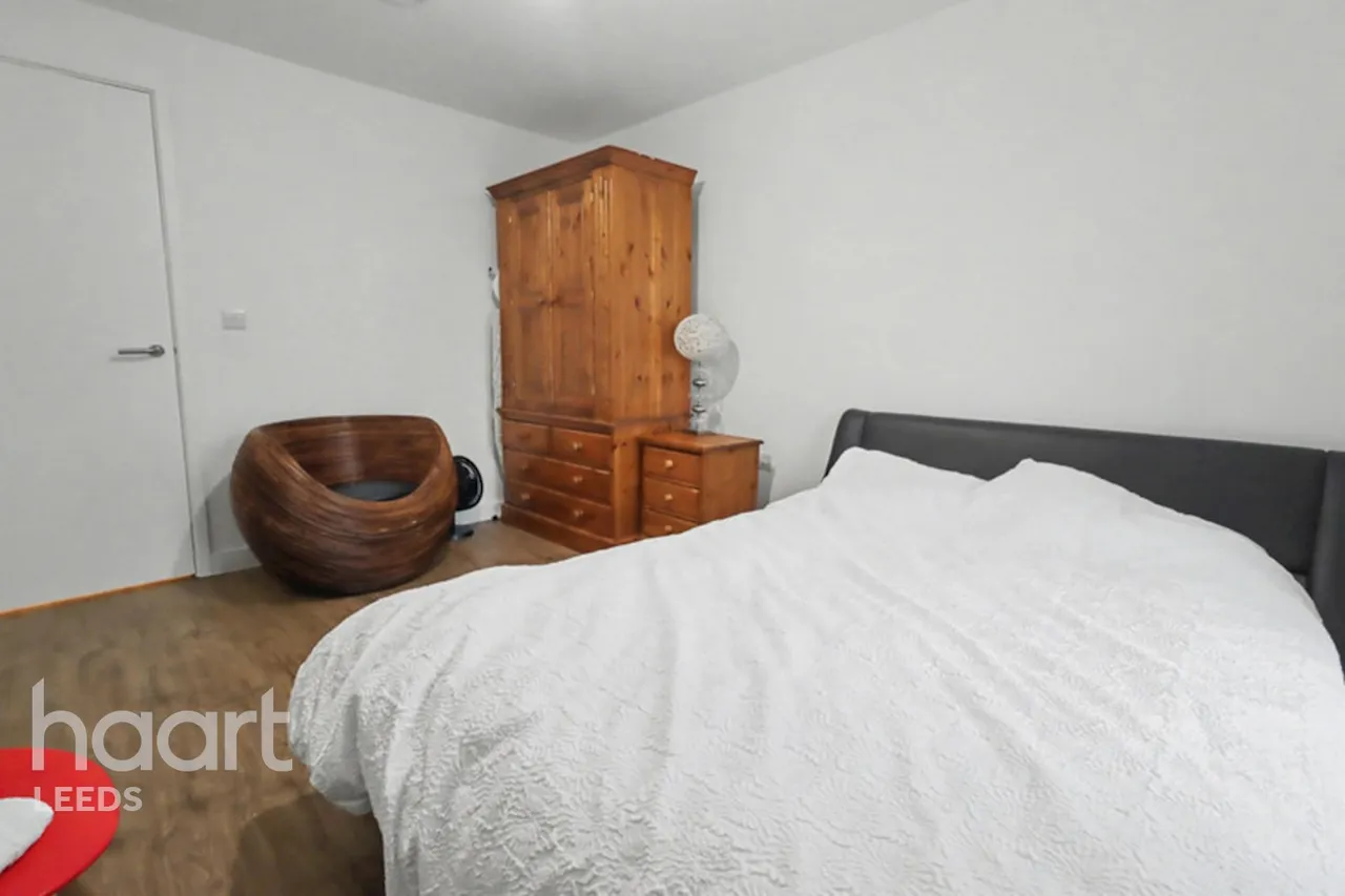 Saxton Lane, Leeds, LS9, photo 5