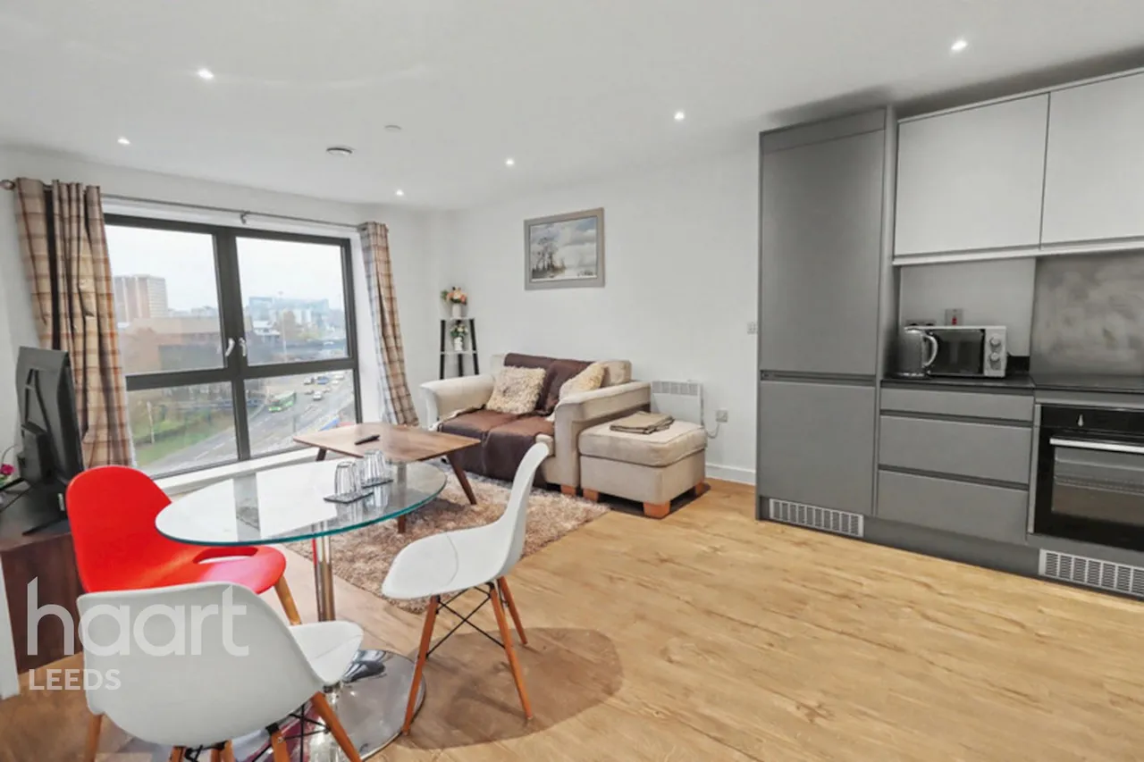 Saxton Lane, Leeds, LS9, photo 4