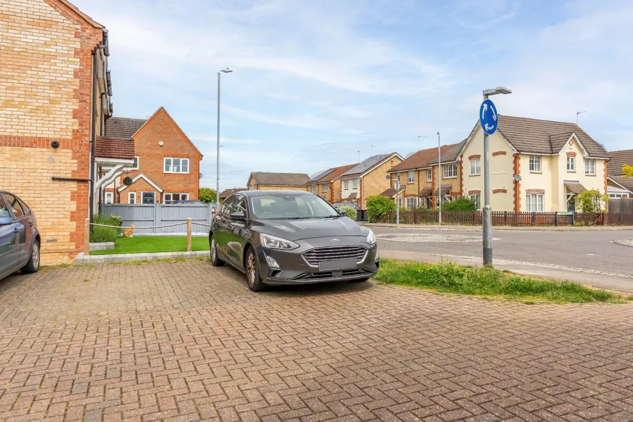 Gibson Drive, Leighton Buzzard, LU7, photo 11
