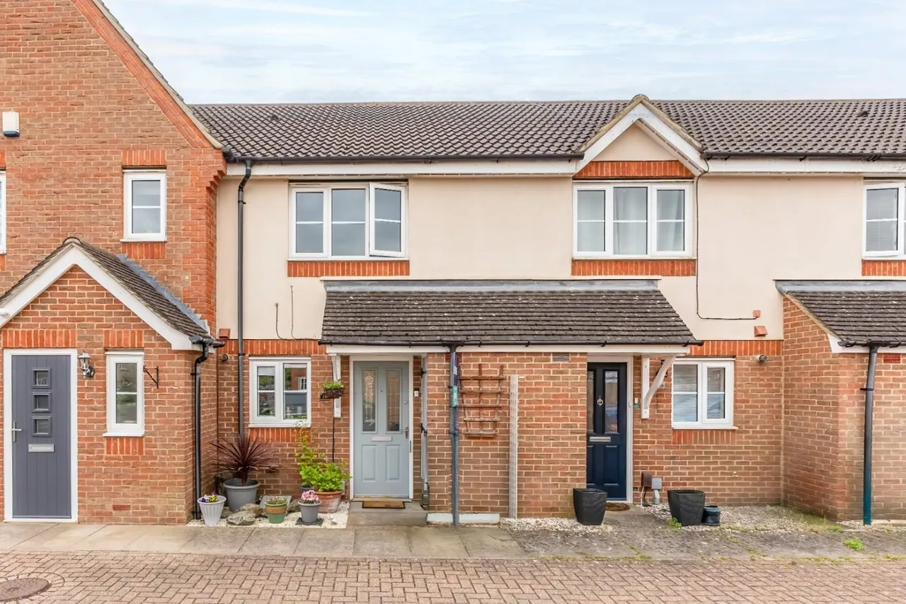 2 bed house for sale, Gibson Drive, Leighton Buzzard, LU7