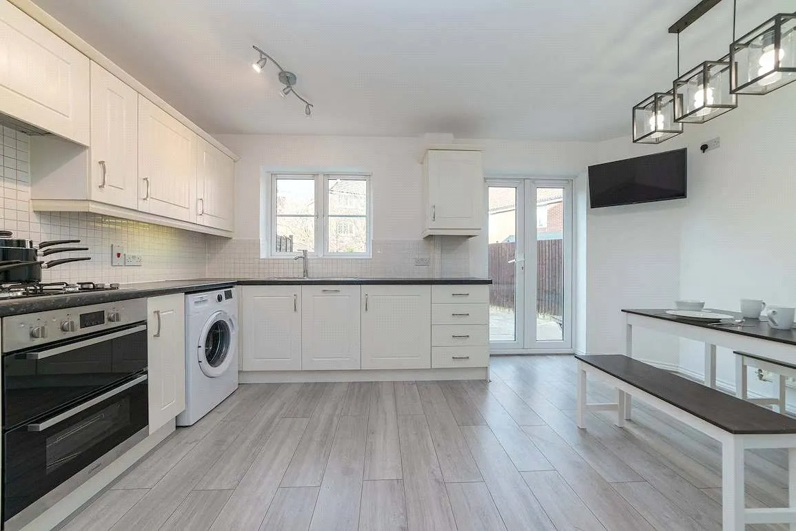 Otter Close, Aldershot, GU12, photo 7