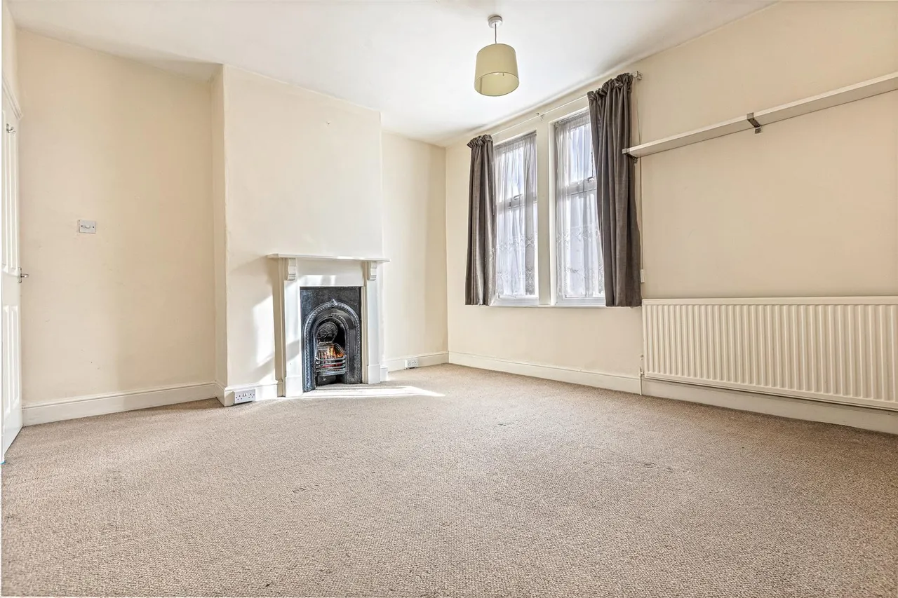 Knighton Lane, Leicester, LE2, photo 13