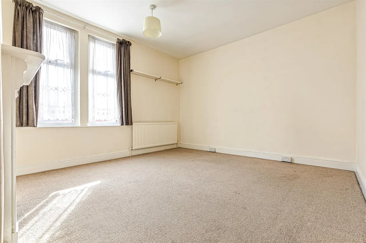 Knighton Lane, Leicester, LE2, photo 14