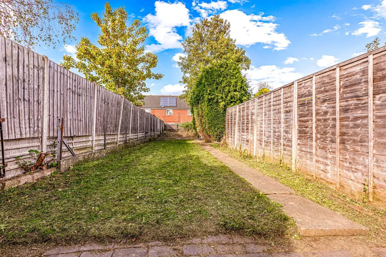 Knighton Lane, Leicester, LE2, photo 19