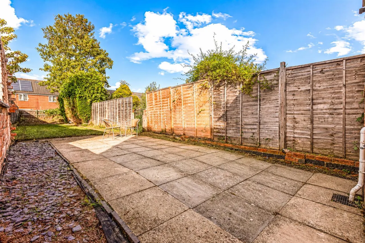 Knighton Lane, Leicester, LE2, photo 20