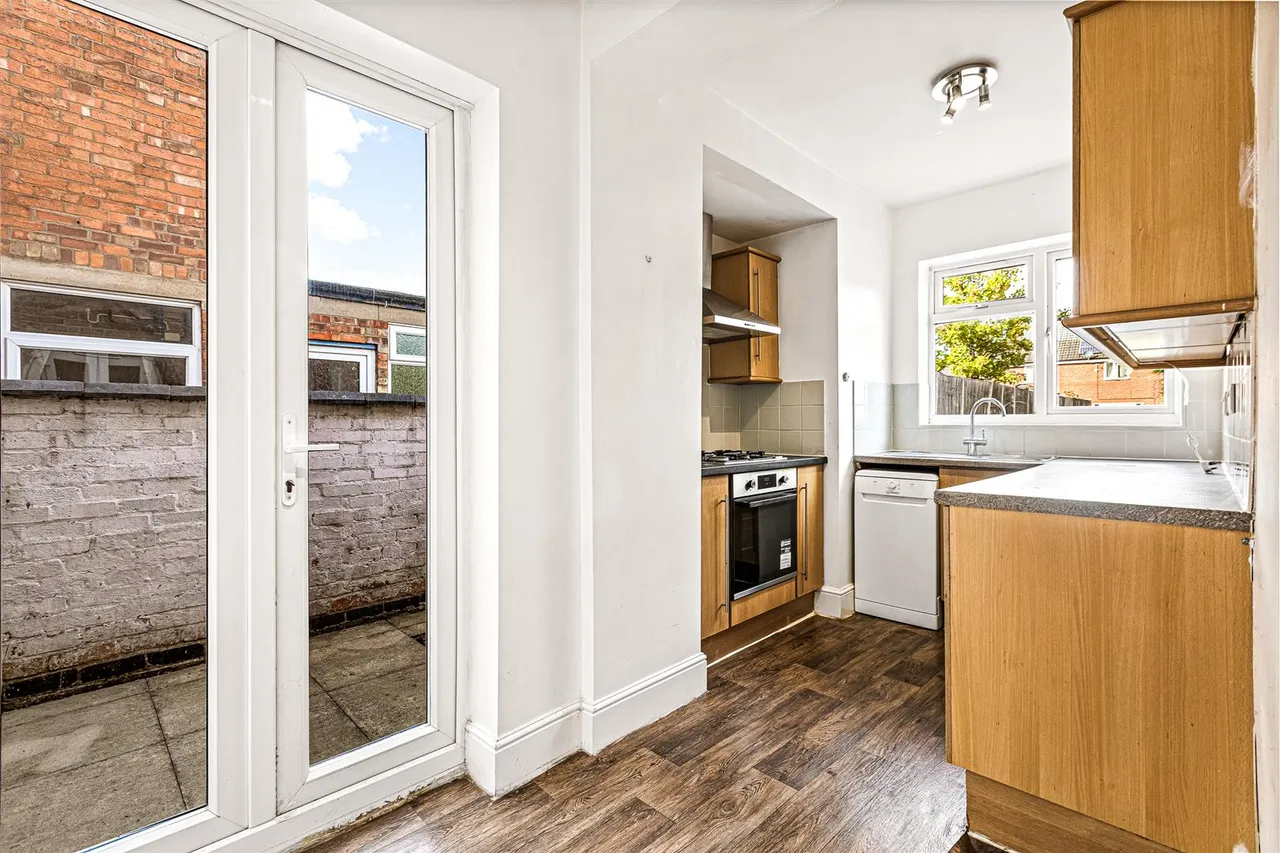 Knighton Lane, Leicester, LE2, photo 11