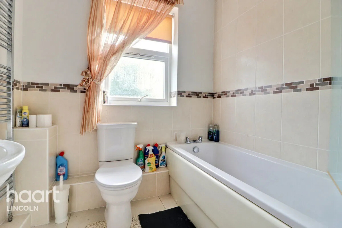 Elizabeth Gardens, Market Rasen, LN8, photo 18