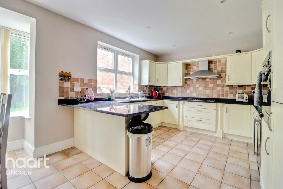 Elizabeth Gardens, Market Rasen, LN8, photo 7