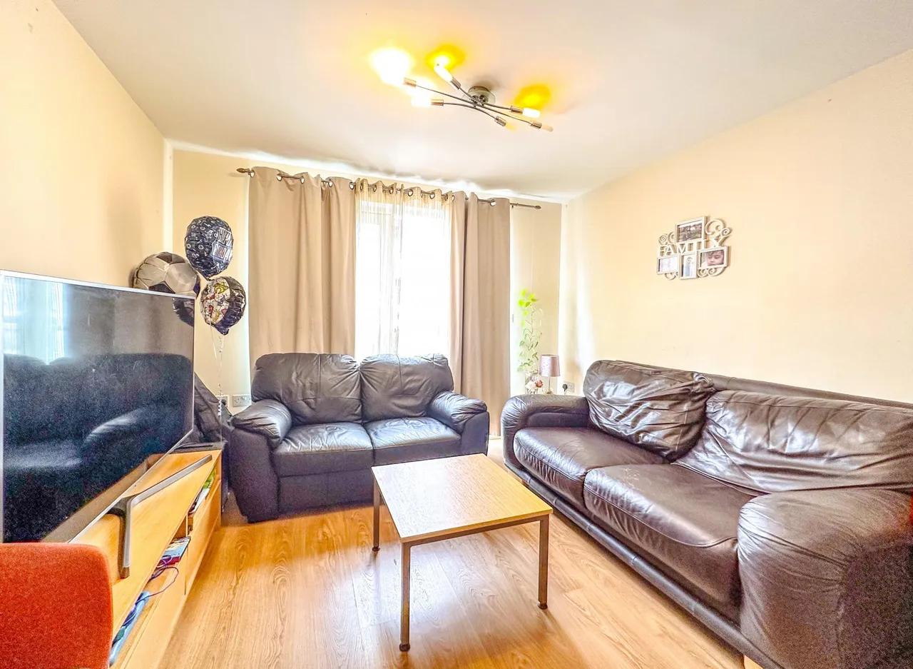 Pumphouse Crescent, Watford, WD17, photo 4