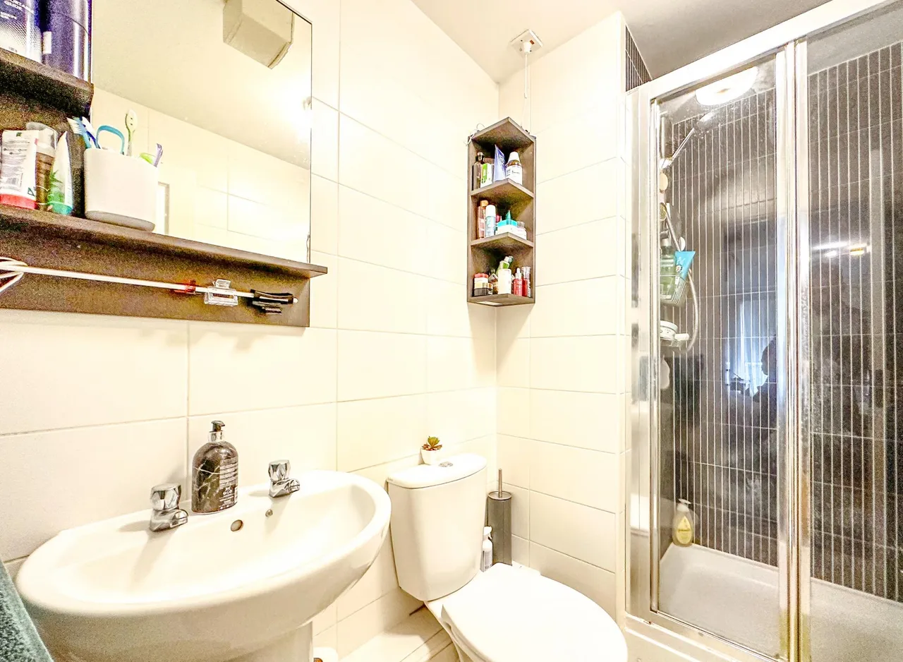 Pumphouse Crescent, Watford, WD17, photo 9