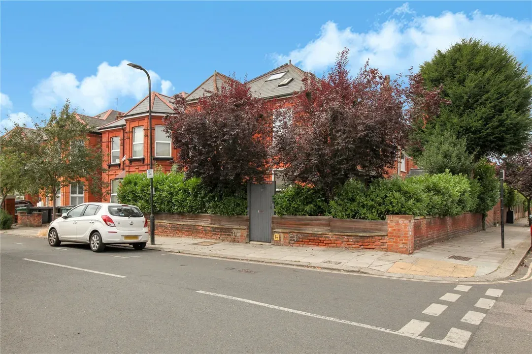 Manstone Road, Cricklewood, London, NW2, photo 10