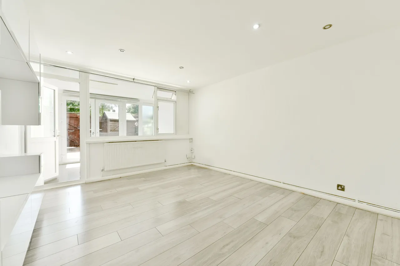 London, NW10, photo 7