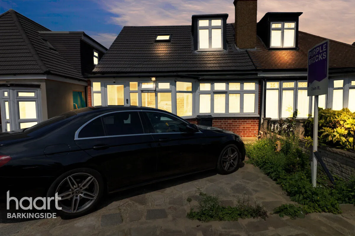 Ewellhurst Road, Clayhall, IG5, photo 14