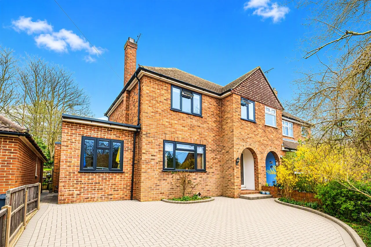 4 bed house for sale — Rosemary Avenue, Ash Vale, Surrey, GU12 5PB