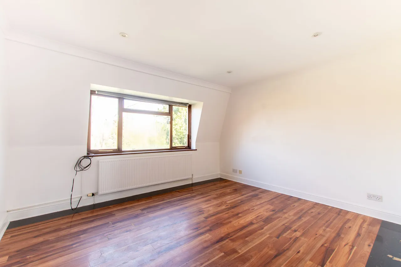 6 Marshall Court, Coverdale Road, London, photo 2