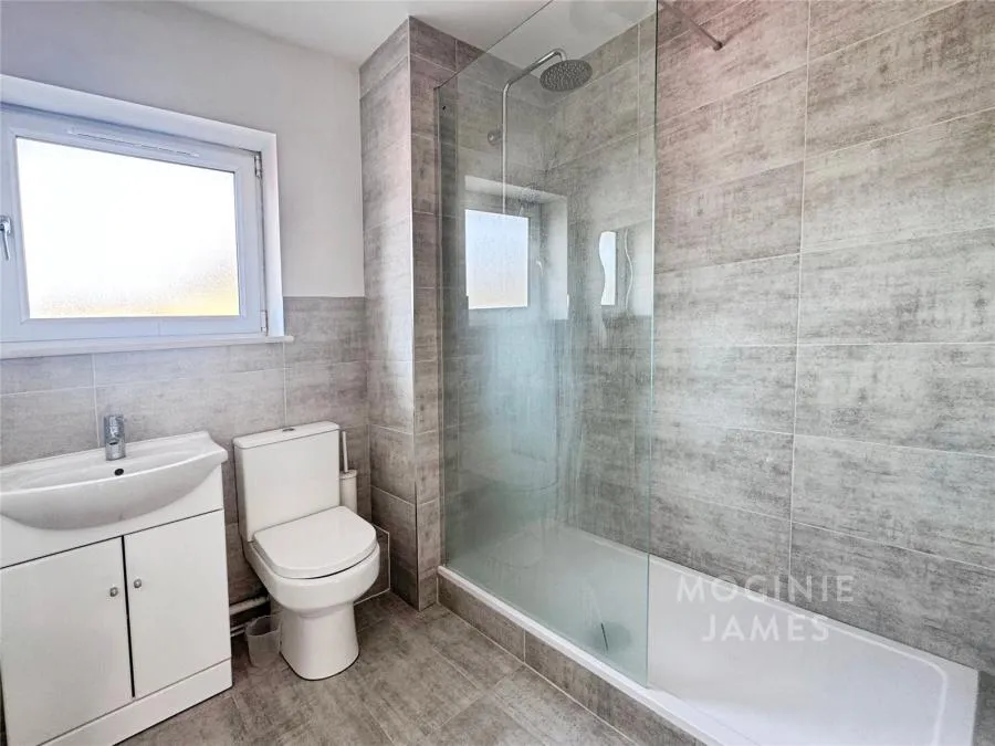 Fanny Street, Cathay, CF24, photo 9