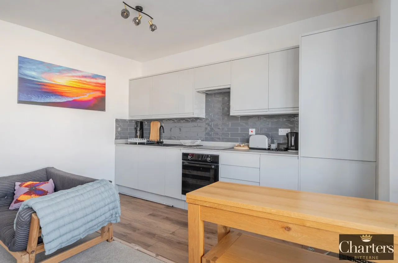 Bedford Square, Brighton, BN1, photo 8