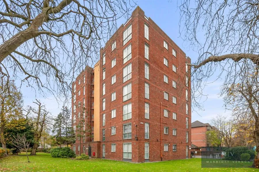 Tavistock Road, Croydon, photo 12