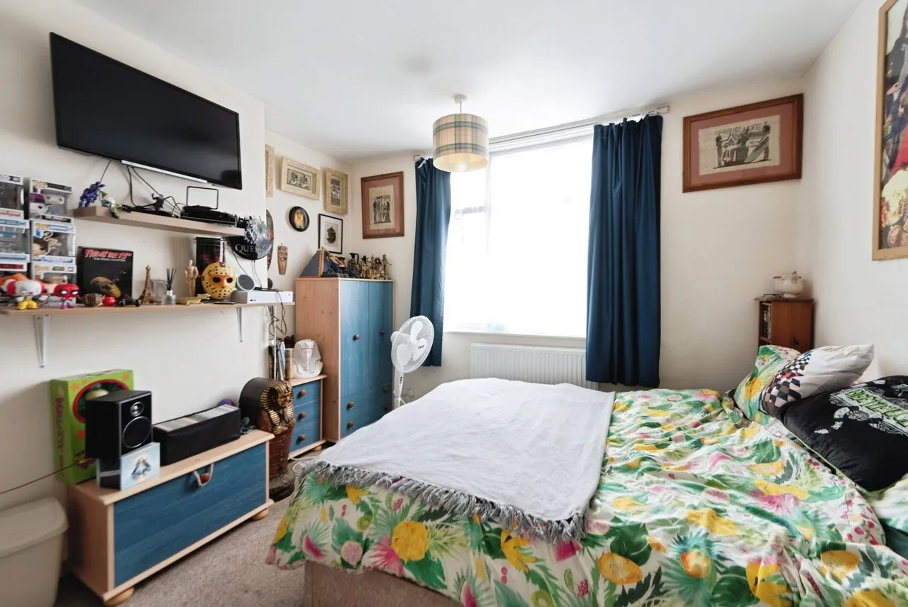 Tewkesbury Avenue, Gosport, PO12, photo 6