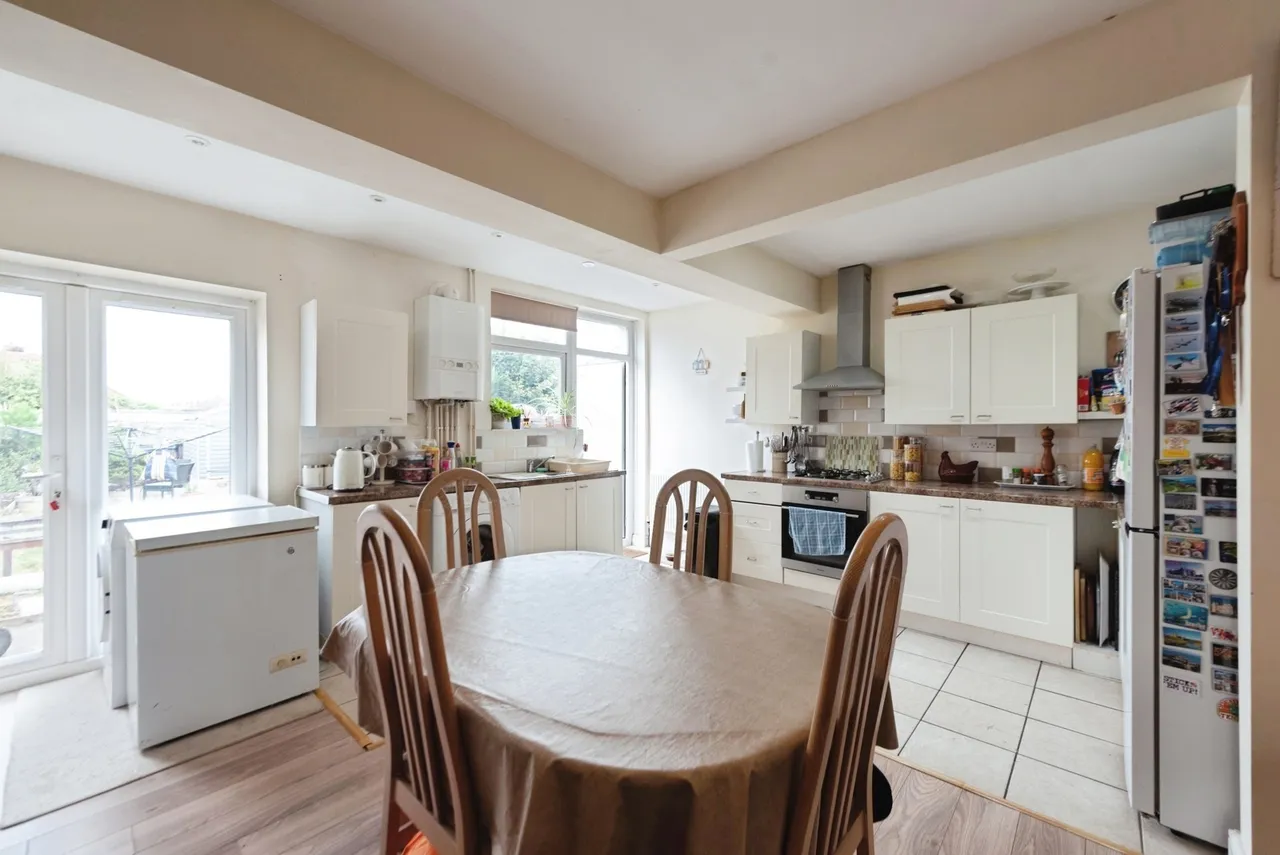 Tewkesbury Avenue, Gosport, PO12, photo 14