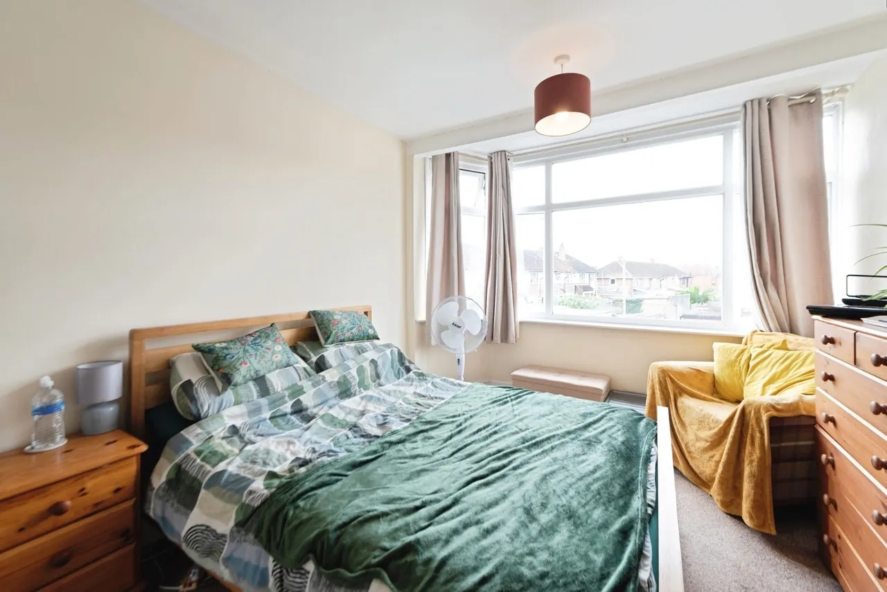 Tewkesbury Avenue, Gosport, PO12, photo 5