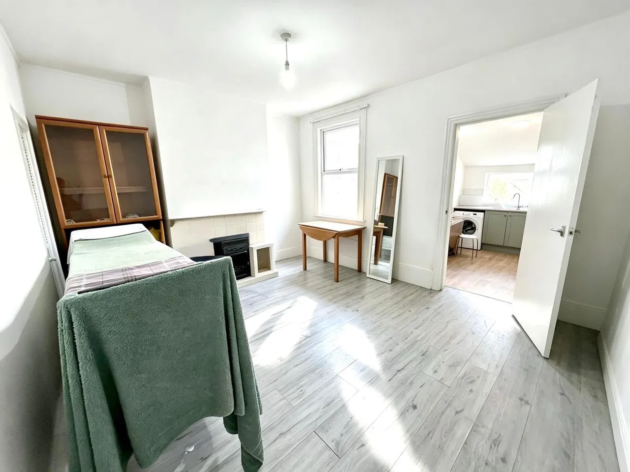 Alfred Street, Swindon, Wiltshire, SN1 2BX, photo 4