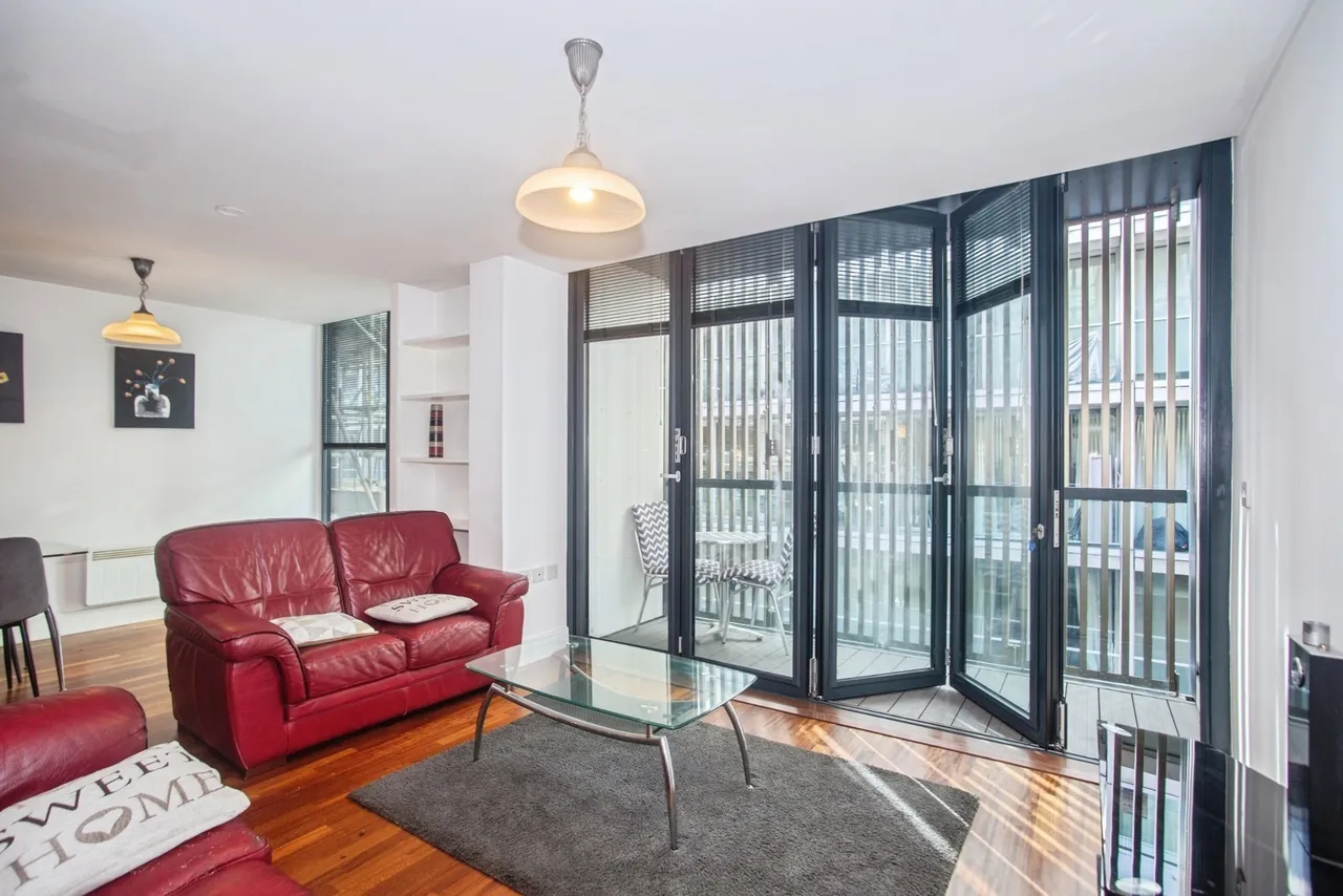 Burton Place, Castlefield, Manchester, Greater Manchester, M15, photo 2