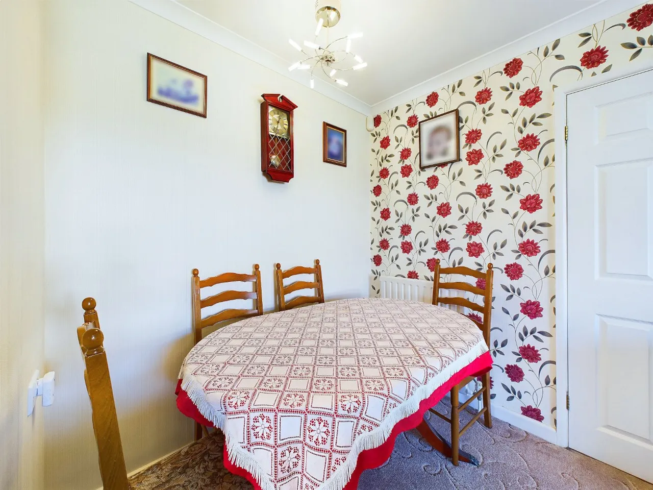 Long Meadows, Crediton, EX17, photo 8