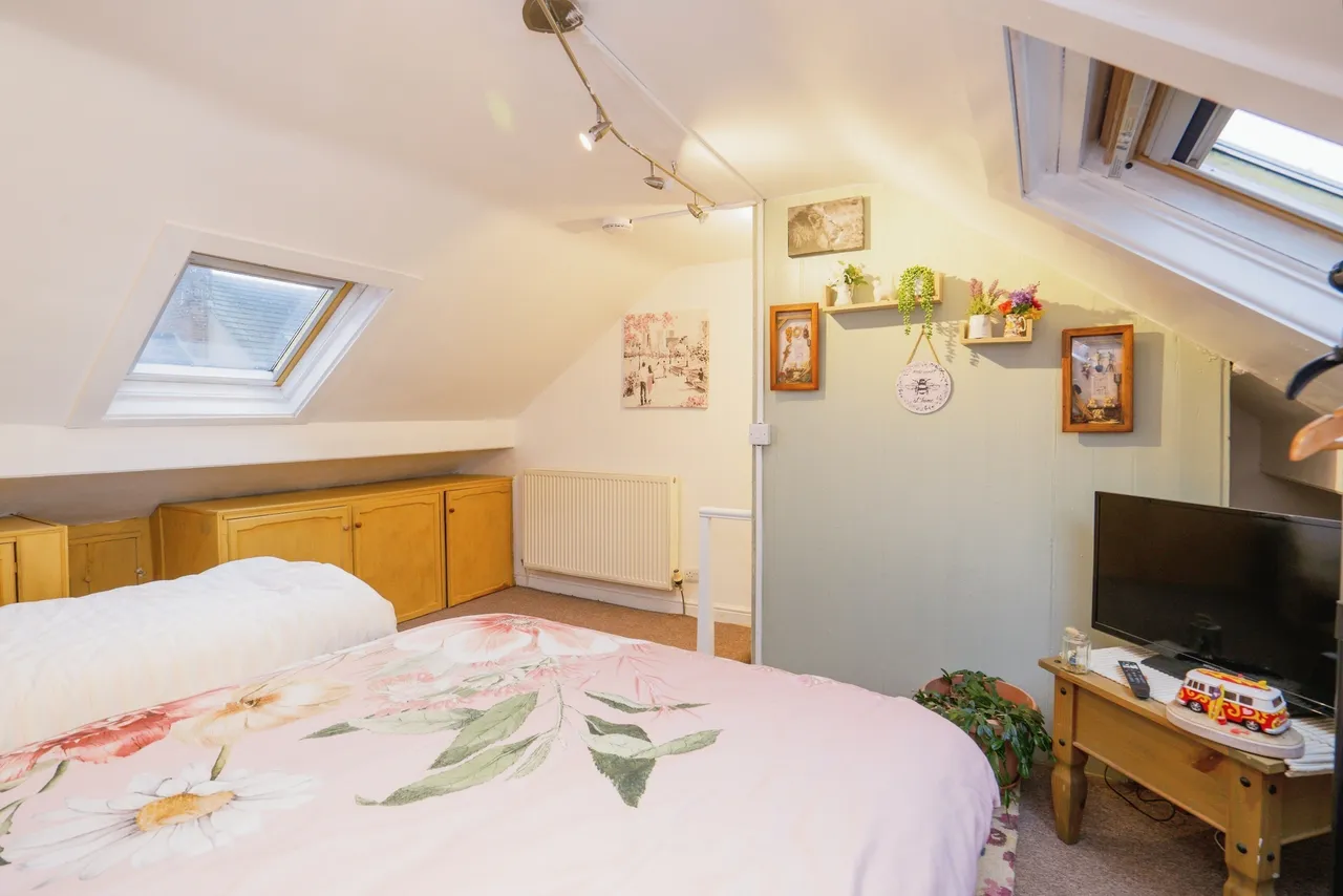 Grove Street, Whitby, North Yorkshire, YO21, photo 16