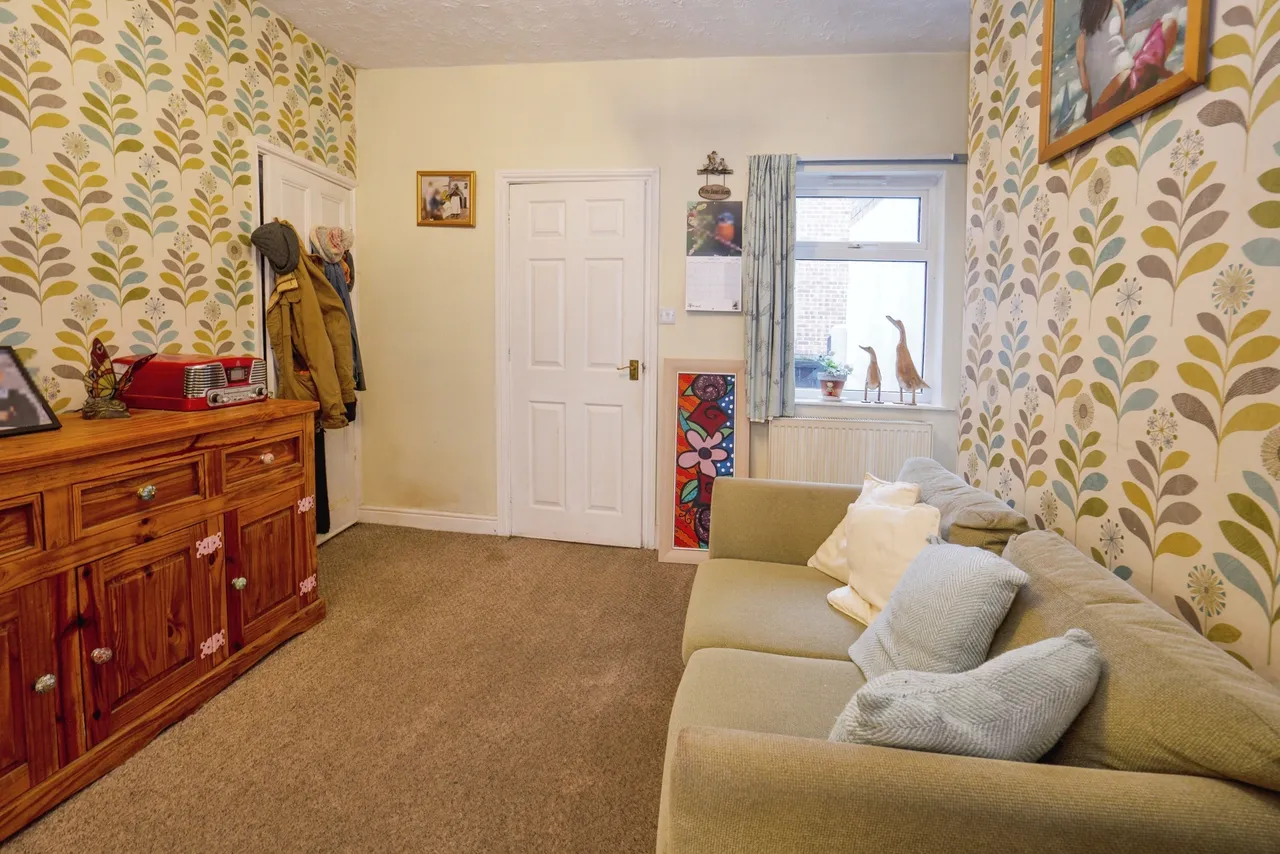Grove Street, Whitby, North Yorkshire, YO21, photo 13
