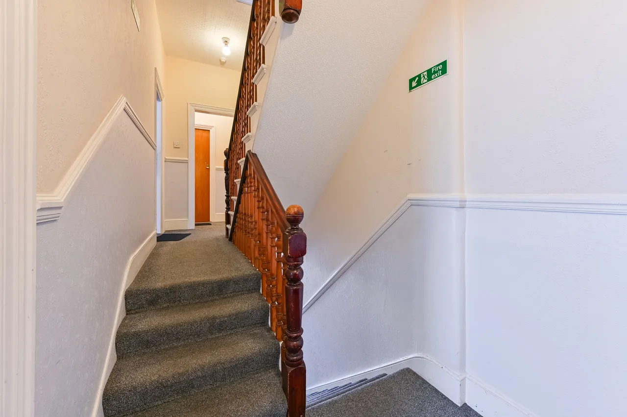 72 Sudbourne Road, London, photo 8