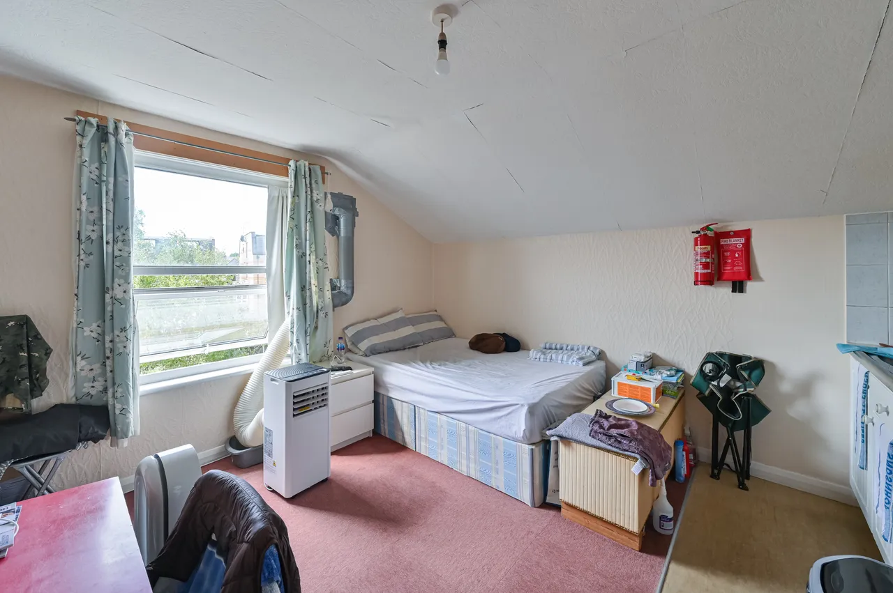 72 Sudbourne Road, London, photo 12