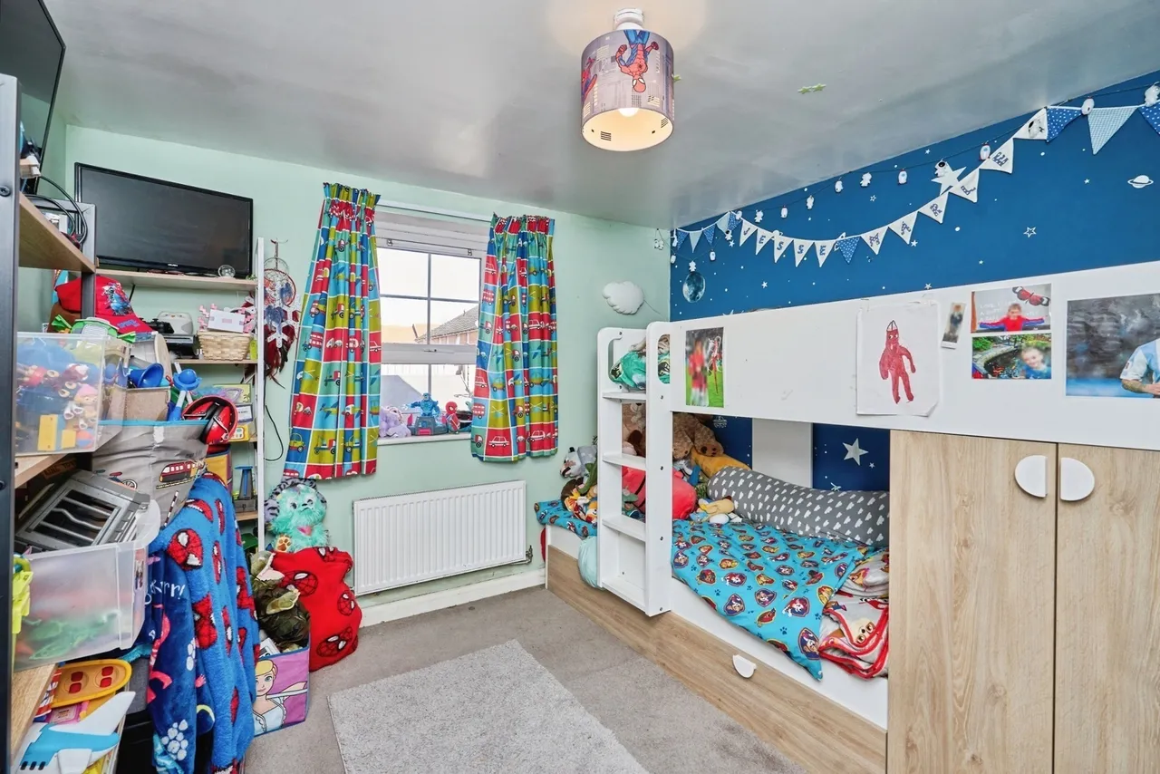 St. Wilfred Drive, East Cowes, PO32, photo 7