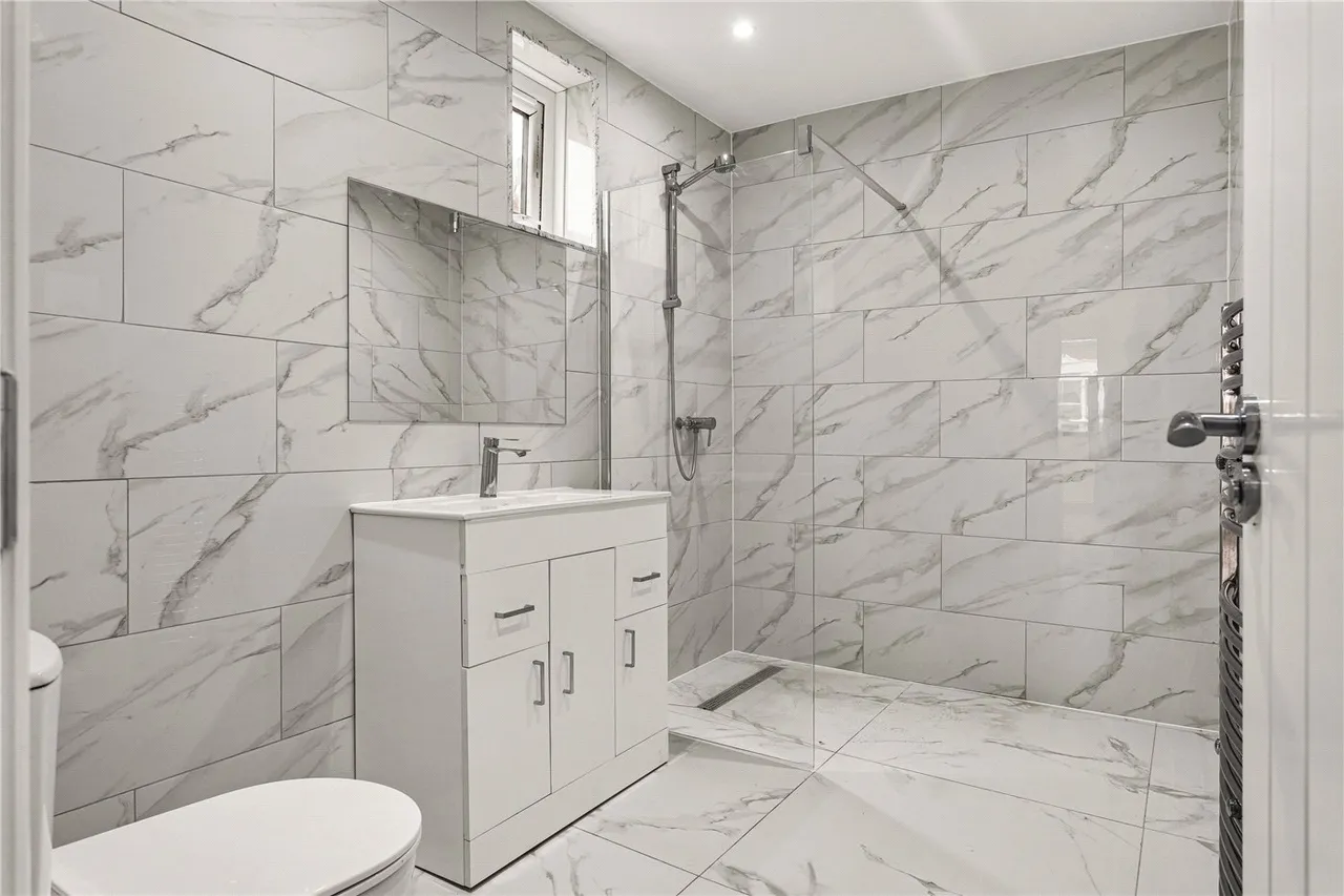 Ashbourne Road, Mitcham, CR4, photo 7