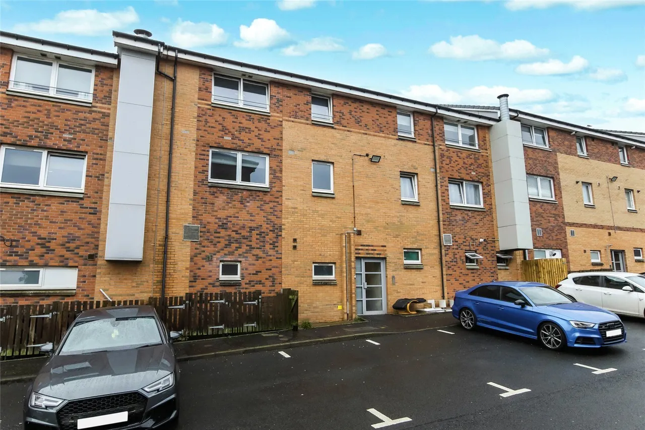 2 bed flat for sale, Cadzow Bridge Square, Hamilton, ML3