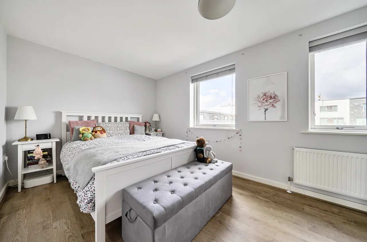 Ted Bates Road, Southampton, SO14, photo 7